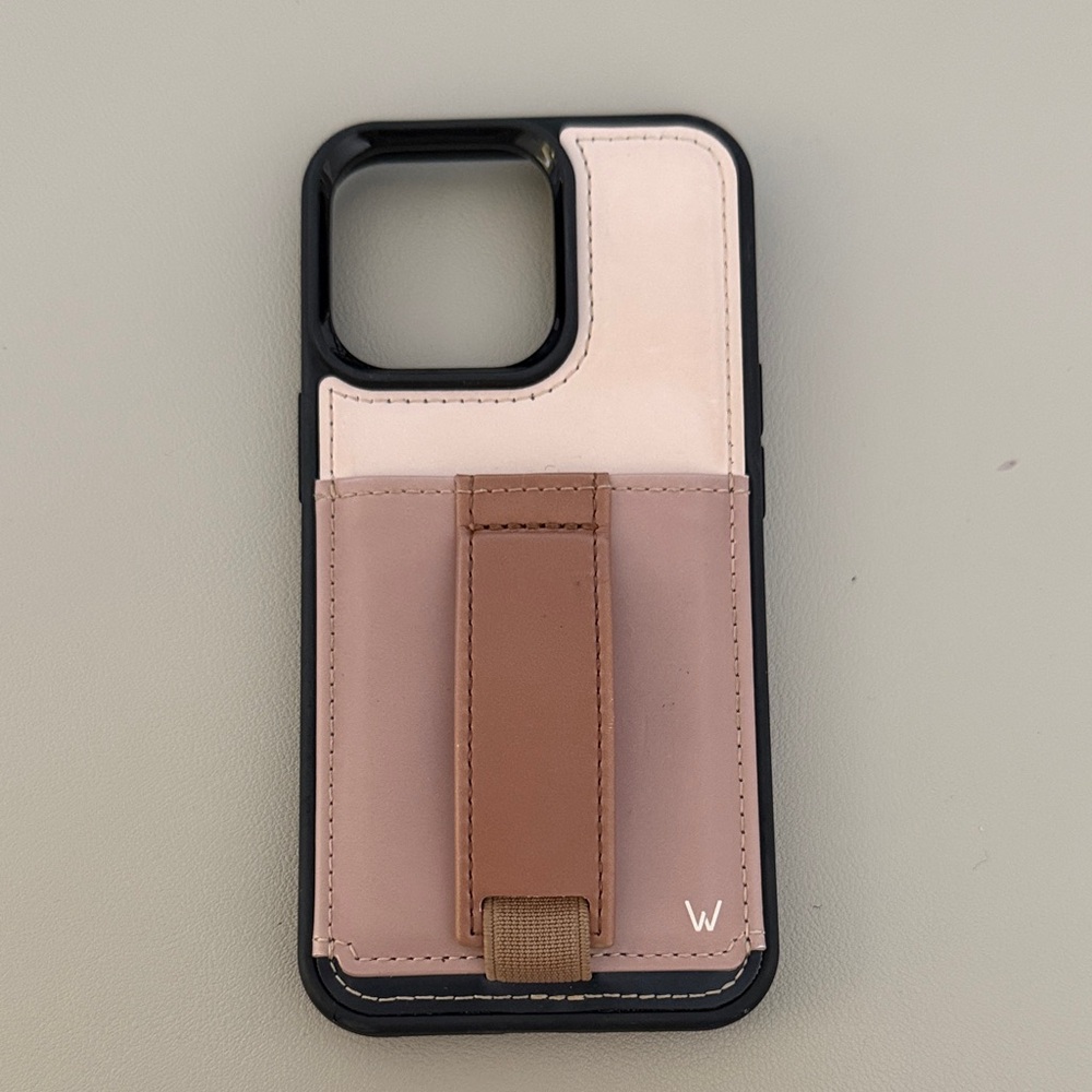 iPhone 13 Pro Walli Case